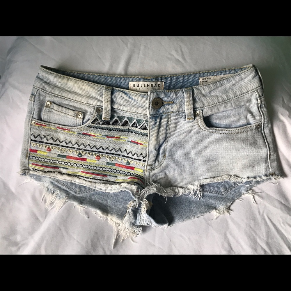 Bullhead Beach Indie Patterned Shorts
